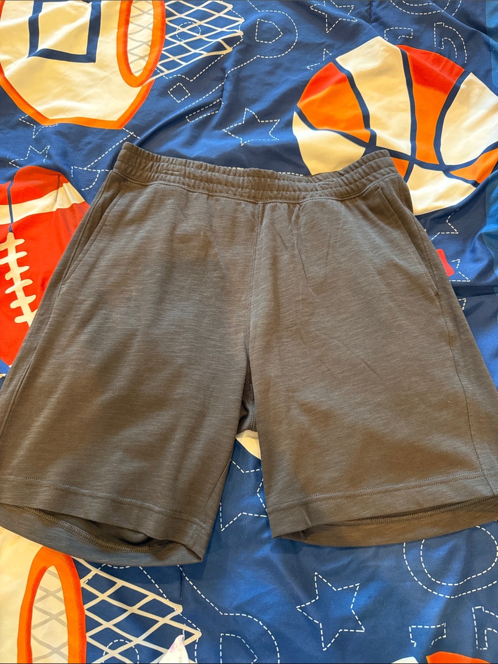 Uniqlo Men's Dark Gray Athletic Shorts